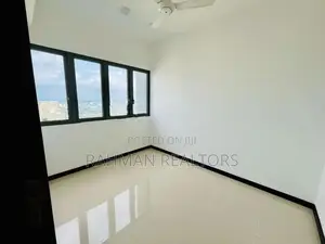 Luxury Rare Trizen Apartment For Sale Above 50th Floor Colombo 02