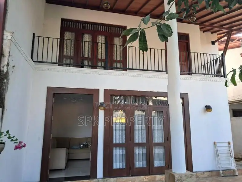 Luxury 3-Storey House with Modern Facilities – Himbutana