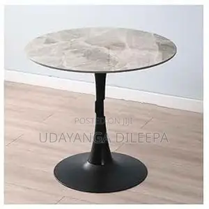 Rownd Dining Table