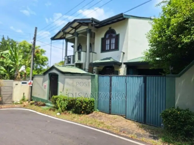 Two Storey House for Sale in Thalahena Ds20907