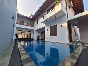 3-Storey House with Rooftop Bar for Sale – Kotte