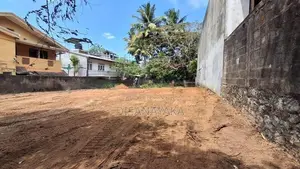 super land for sale in thalawathugoda uthuwankanda