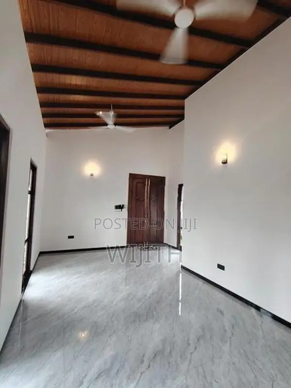 BRAND NEW SINGLE HOUSE FOR SALE IN KOTTAWA