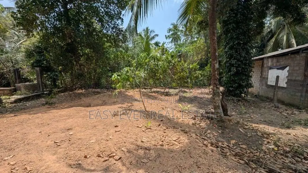 Land for Sale in Kalagedihena