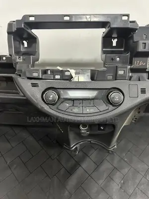Toyota Vitz KSP130 Dashboards Spare Parts