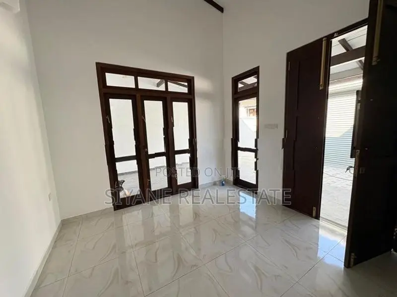 Brand New House For Sale Athurugiriya