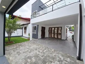 Newly Build Luxury Two Storey House for Sale in Piliyandala