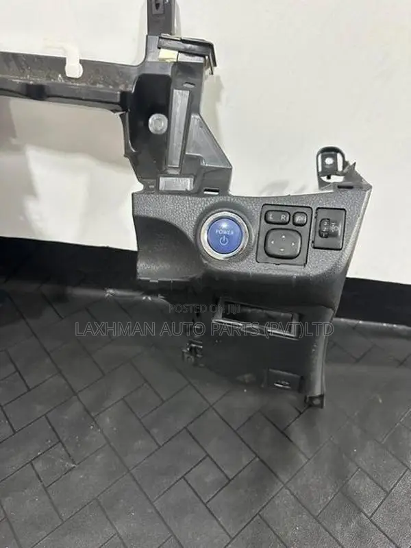 Toyota Vitz KSP130 Dashboards Spare Parts