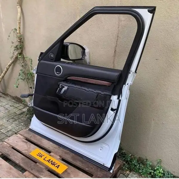 Genuine Discovery 5 2020 driver side complete doors