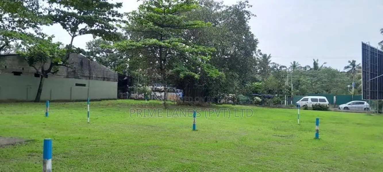 නේවාසික බ්ම් කොටස් විකිණීම කඩුවෙල