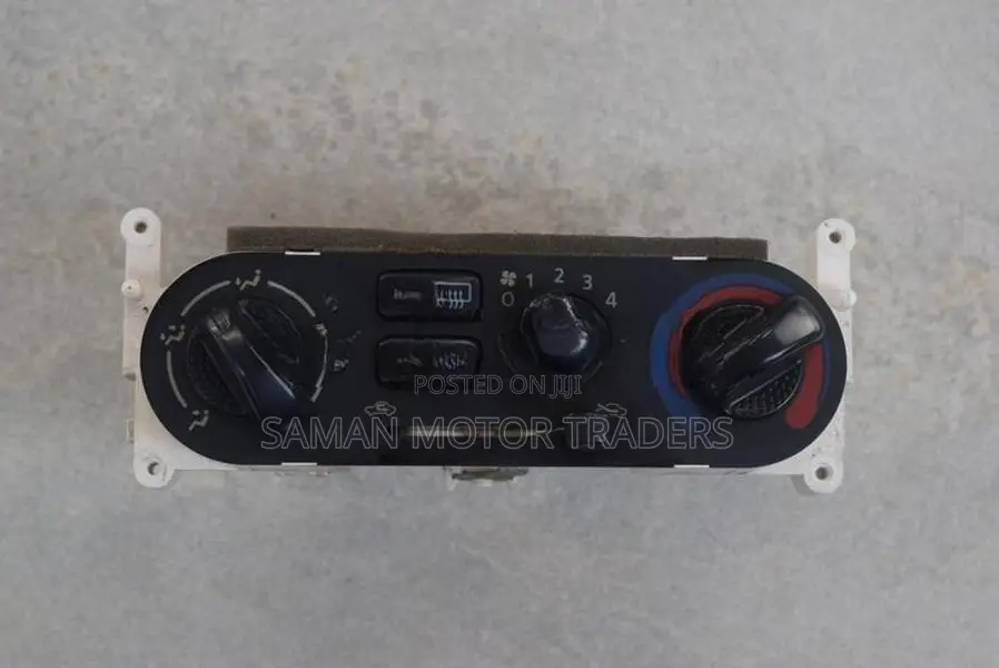 Nissan Sunny FB15 Ac Control Panel