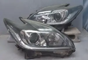 Prius ZVW30 Head Lights HID Xenon Left and Right Ballast Burner