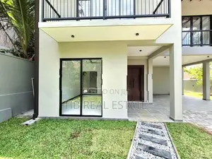 Newly Build Luxury Three Storey House for Sale Homagama