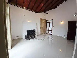 Almost Brand New Luxury Three Storey House for Sale Thalawathugoda