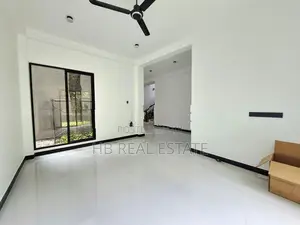 Newly Build Luxury Three Storey House for Sale Homagama