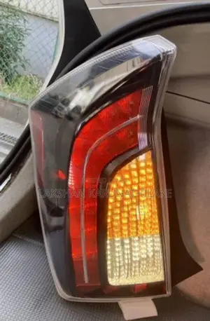 Toyota Prius ZVW30 GS Tail Light