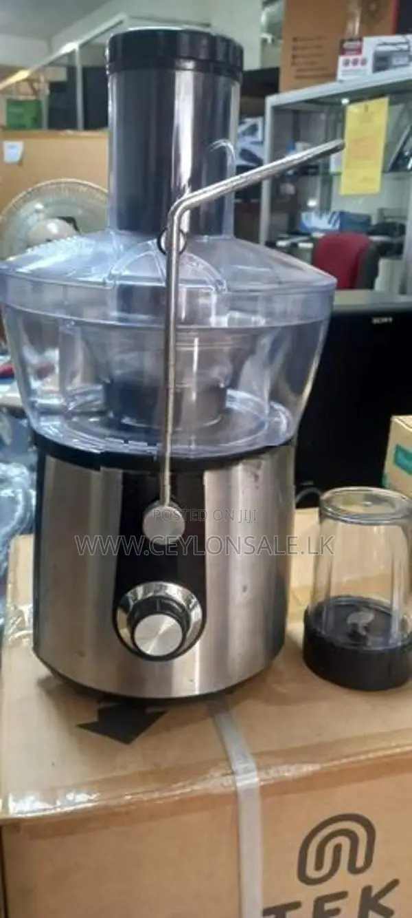 Juicer with Grinder