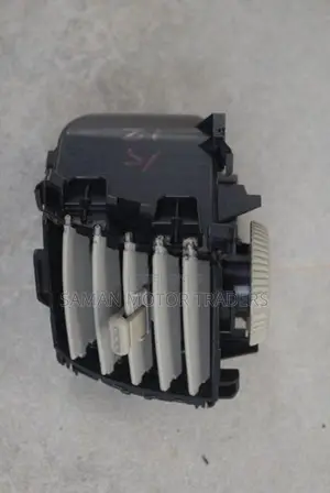 Nissan march Ak12 Ac vent