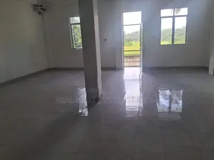 Colombo 3 : 1,600sf (1st floor) Building for Rent