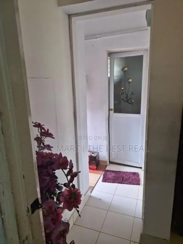 Athurugiriya : 2BR (6.75 Perches) House for Sale at Oruwala