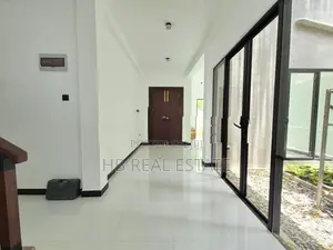 Architecture Designed Super Luxury Three Story House Homagama