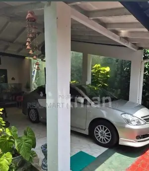 Athurugiriya : 2BR (6.75 Perches) House for Sale at Oruwala