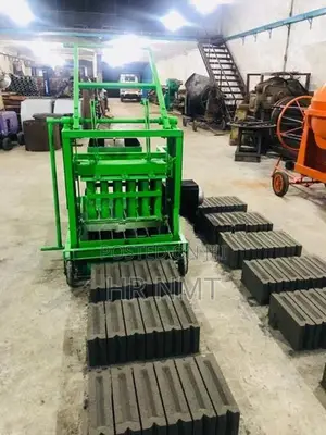 Cement Block Making Machine - 6 Egg Laying Type