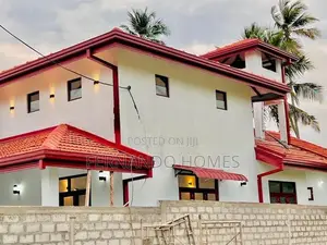 Clear Deeds Single Storey 3 BR House for Sale Negombo Katuwapitiya Are