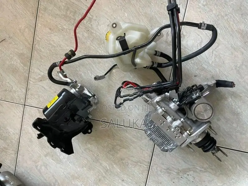 Toyota Prius ZVW 30 ABS & accumulator (RG)