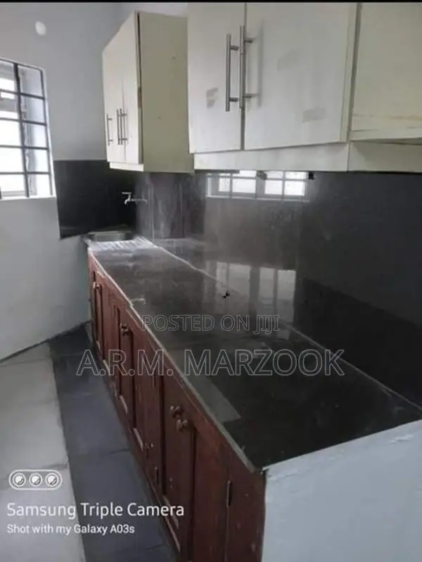 Colombo 4 Bambalapitiya Ground Floor Plus 3 Storey Flats For Sale