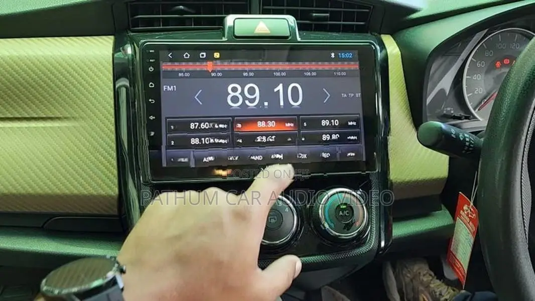 Toyota Axiio Lenovo Android Player With Frame