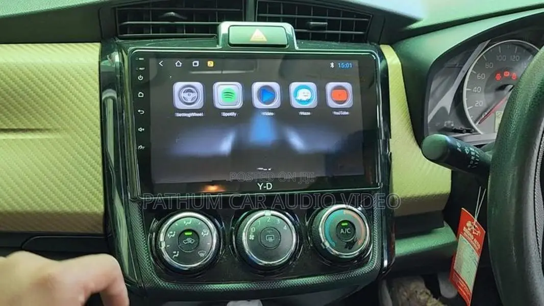 Toyota Axiio Lenovo Android Player With Frame