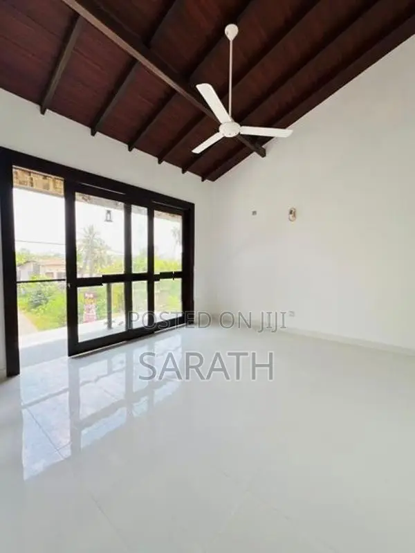 Luxury Brand New House Sale Malabe