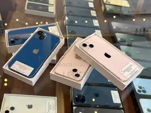 Apple iPhone 13 256GB (Used)