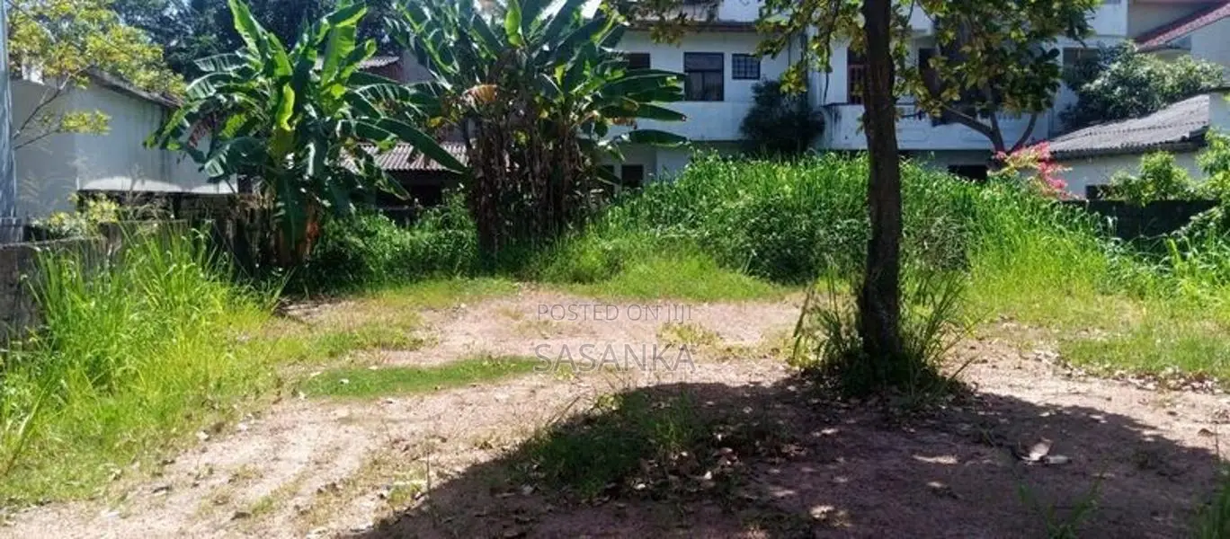 Moratuwa Bolgoda Lake 68 Perches Land For sale