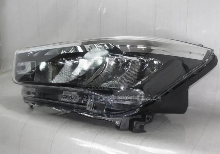 Toyota Raize Head light