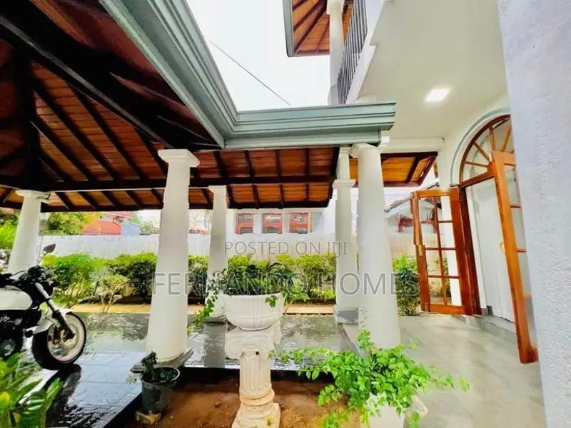 Fully Furnished Solid 4 BR Luxury Upstairs House For Sale In Negombo