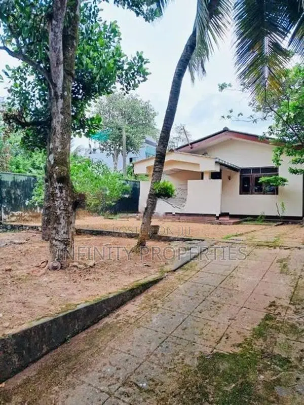 (AF737 )20P Land for Sale Desinghe Road, Pelawaththa, Battramulla