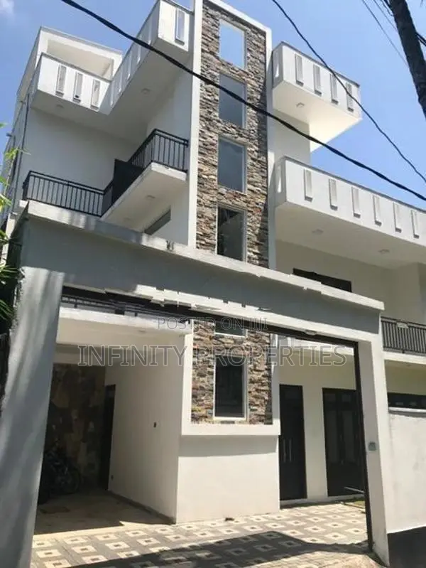 (AF750) Brand-New Luxury 03 Storey House for Sale in Malabe – Arangala