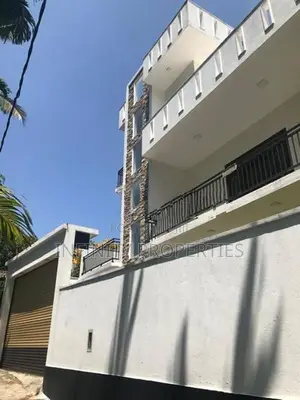 (AF750) Brand-New Luxury 03 Storey House for Sale in Malabe – Arangala