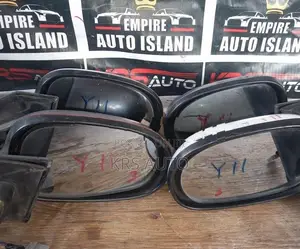 Nissan Wingroad Y 11 Side Mirror