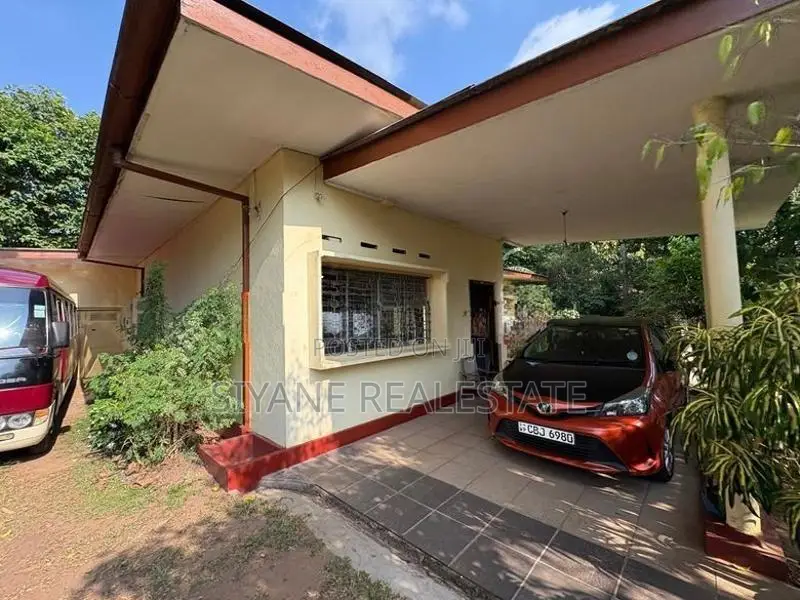 Prime Land for Sale in Nawala
