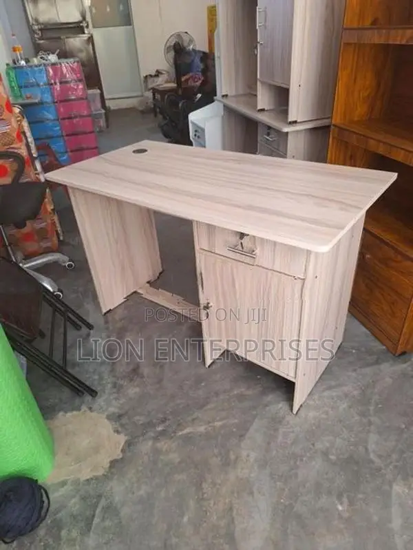 4×2 Melamine Office Tables