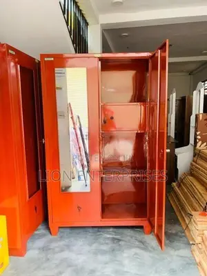 6×3.5 Ft Steel cupboards