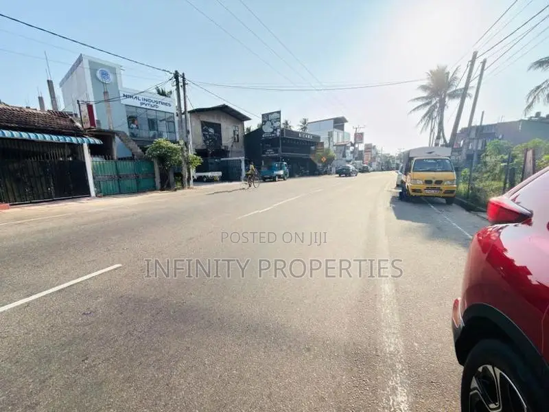 (AF763) 100 Commercial Land sale At Piliyandala