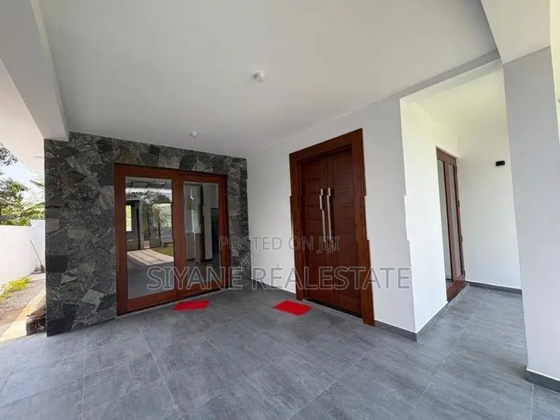 Luxury New House Sale in Athurugiriya