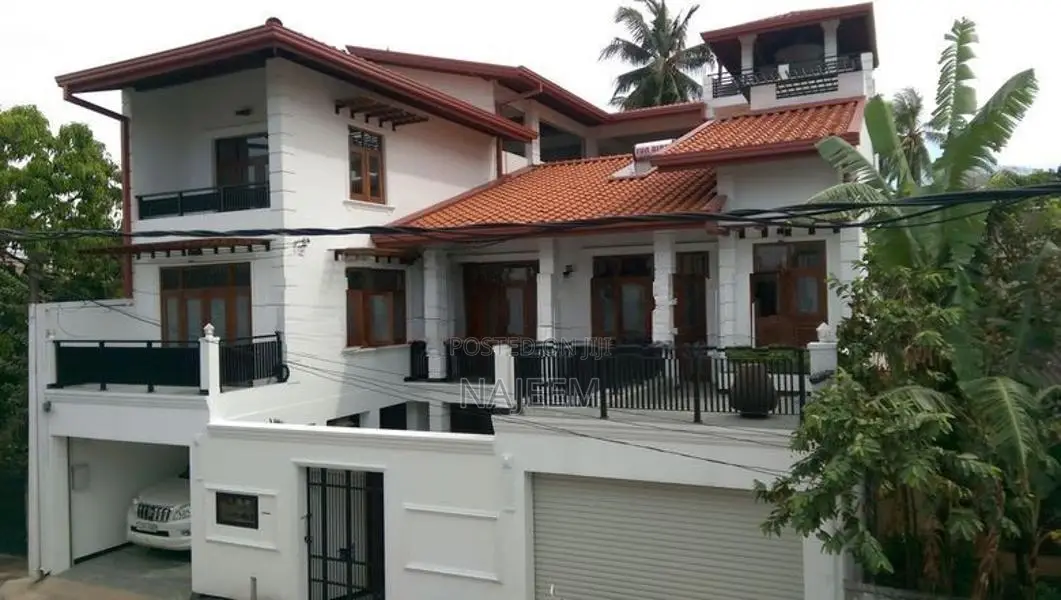House for Sale Dehiwala Near the Galle Road