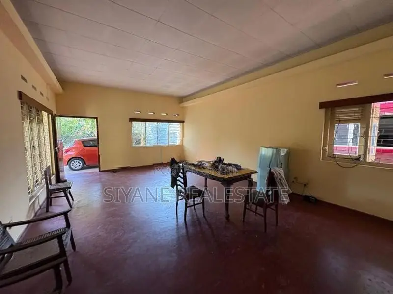 Prime Land for Sale in Nawala