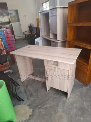 4×2 Melamine Office Tables