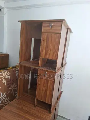Melamine office tables 32×19 inchee